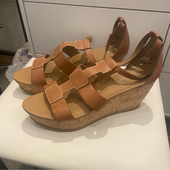 Franco Sarto Tan Wedge Sandal - Picture 1 of 4